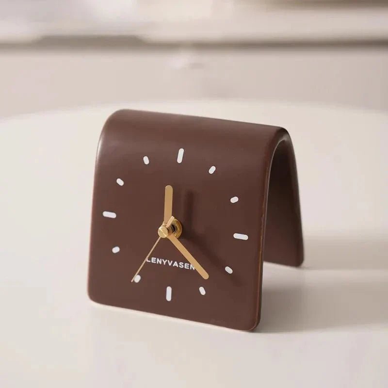 Hom & Ember – Elegant Mini Ceramic Desk Clock for a Serene Ambiance - Hom & Ember