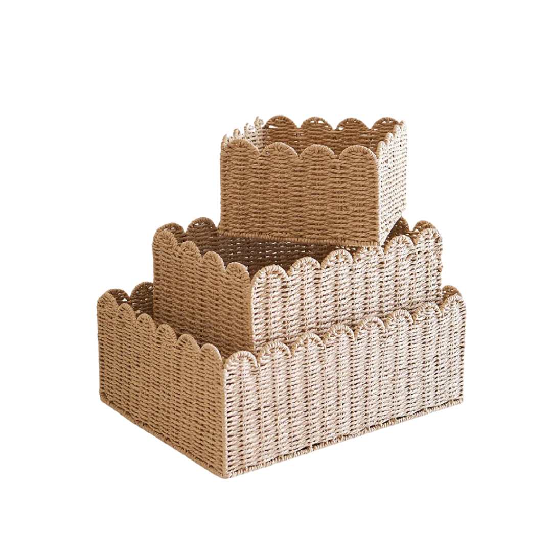 Hom & Ember – Elegant Natural Woven Willow Basket with Curved Edges for a Serene Aesthetic - Hom & Ember