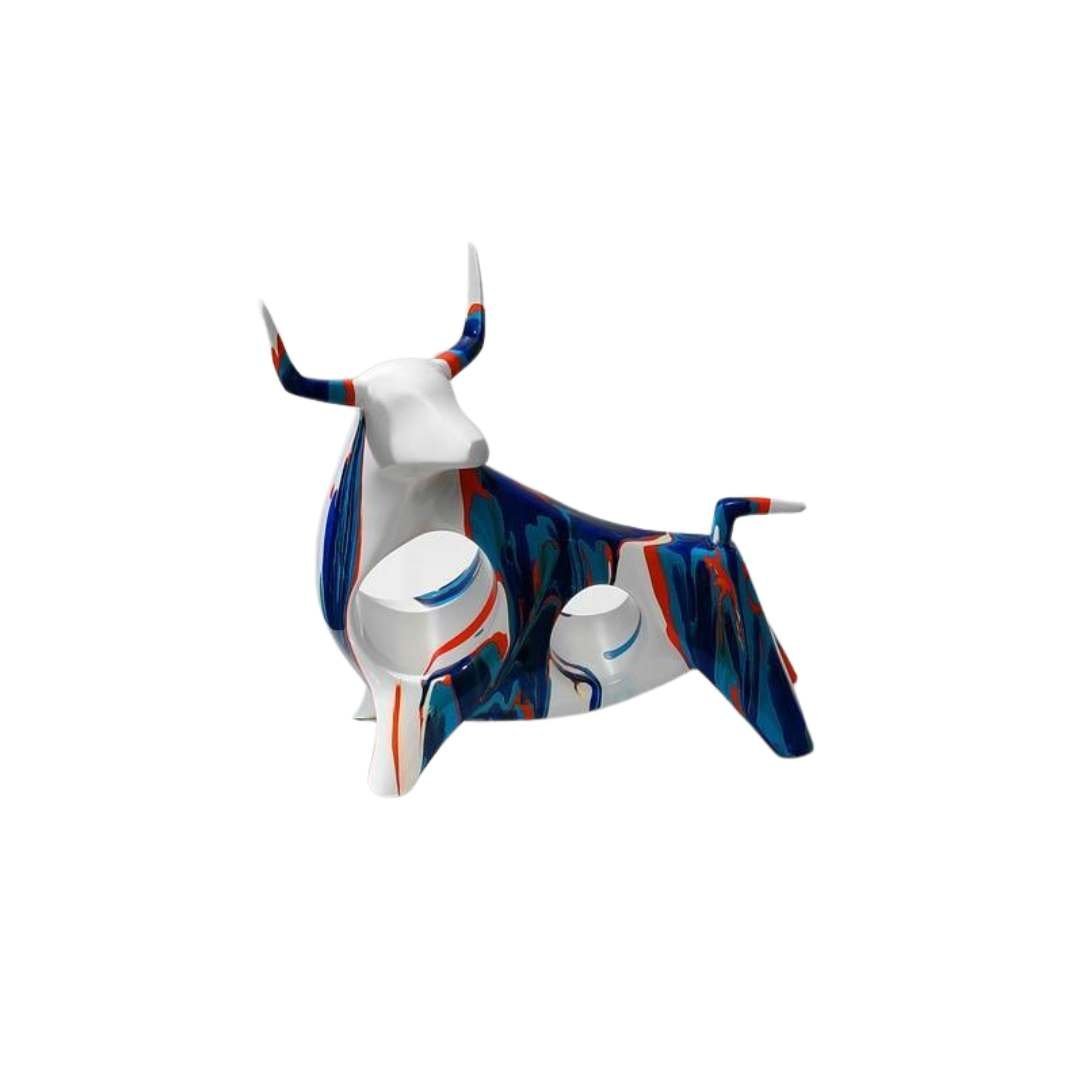 Hom & Ember – Elegant Norwegian Bull Figurine in Premium Resin for a Stylish Display with Timeless Charm - Hom & Ember
