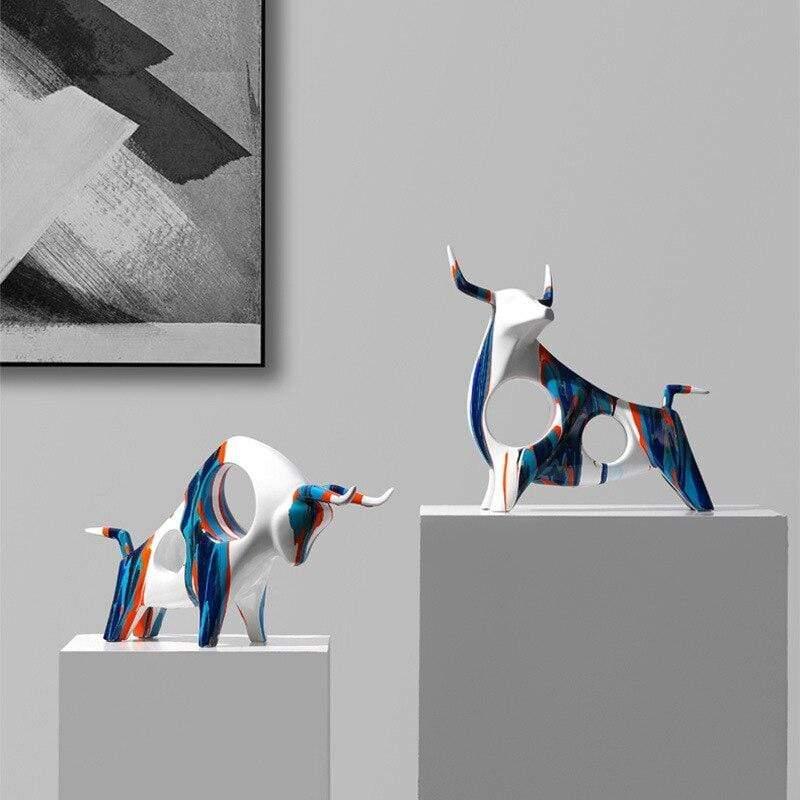 Hom & Ember – Elegant Norwegian Bull Figurine in Premium Resin for a Stylish Display with Timeless Charm - Hom & Ember