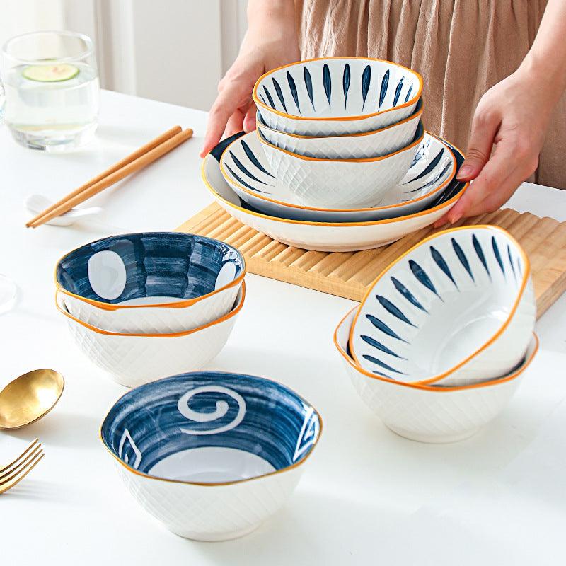 Hom & Ember – Elegant Patterned Ceramic Bowl in Navy for a Perfect Cosy Dining Interior - Hom & Ember