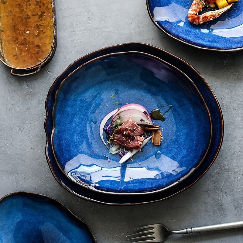 Hom & Ember – Elegant Porcelain Dinner Plate in Ocean Blue for a Sophisticated Dining Experience - Hom & Ember