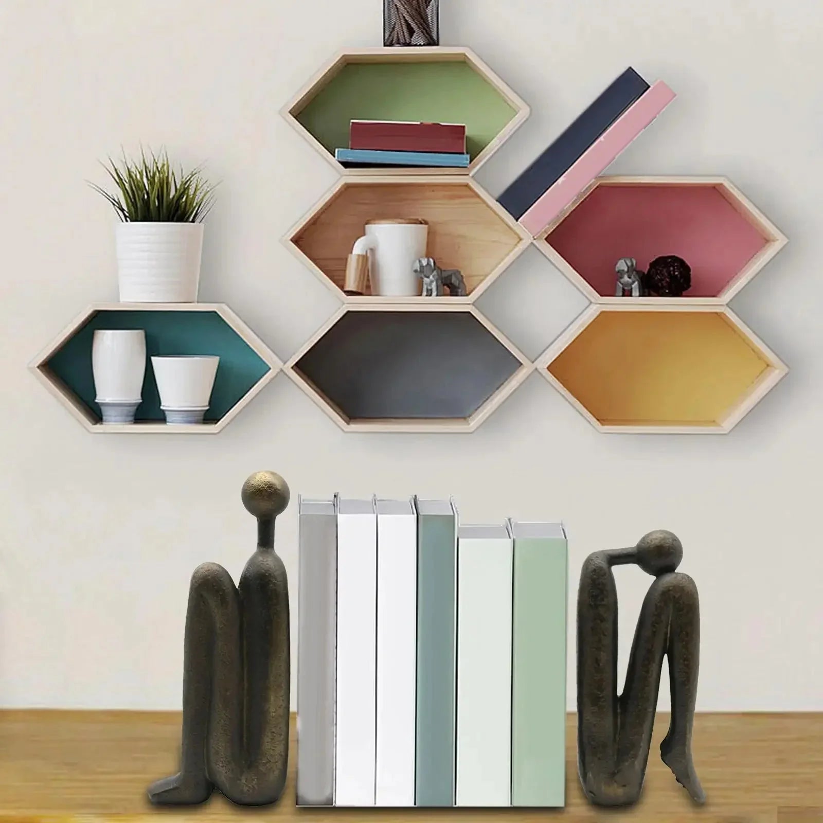 Hom & Ember – Elegant Resin Book Supports for a Stylish Library Display - Hom & Ember