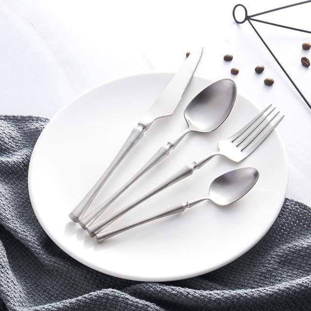 Hom & Ember – Elegant Stainless Steel Cutlery Set for a Touch of Sophistication - Hom & Ember