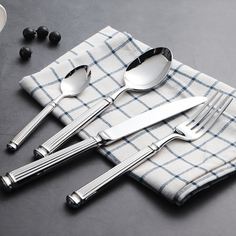 Hom & Ember – Elegant Stainless Steel Cutlery Set with Sleek Design for a Sophisticated Dining Experience - Hom & Ember