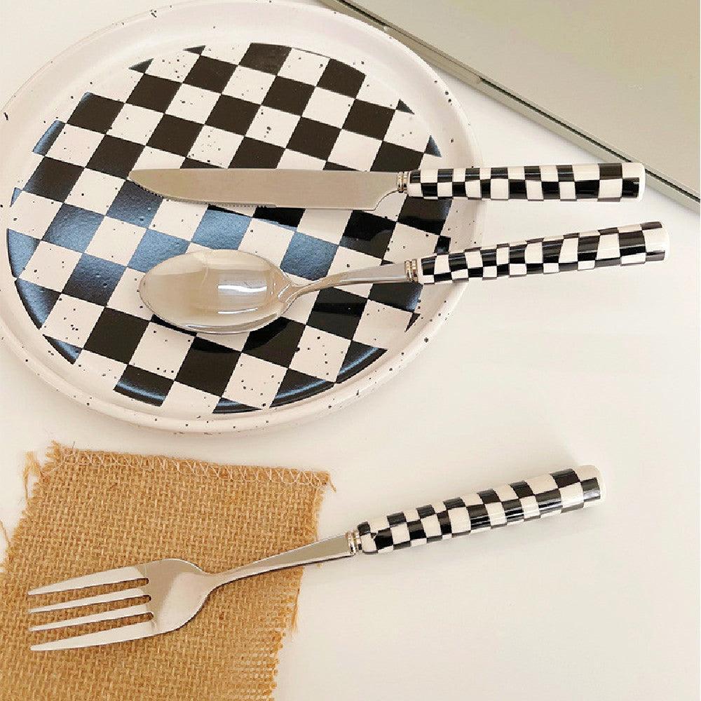 Hom & Ember – Elegant Stainless Steel Cutlery Set with Unique Chessboard Pattern for a Sophisticated Dining Experience - Hom & Ember