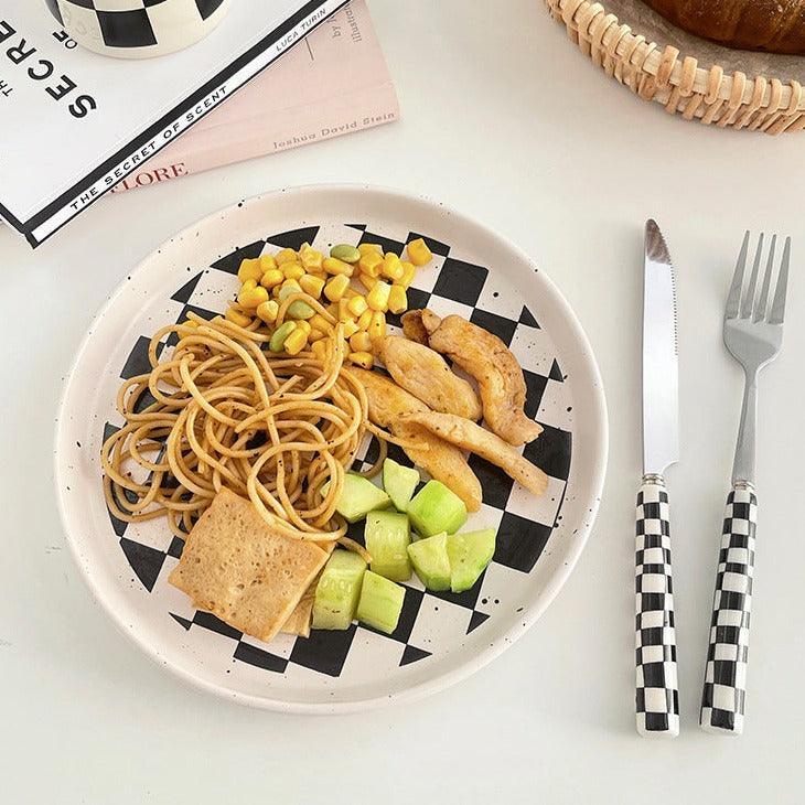 Hom & Ember – Elegant Stainless Steel Cutlery Set with Unique Chessboard Pattern for a Sophisticated Dining Experience - Hom & Ember