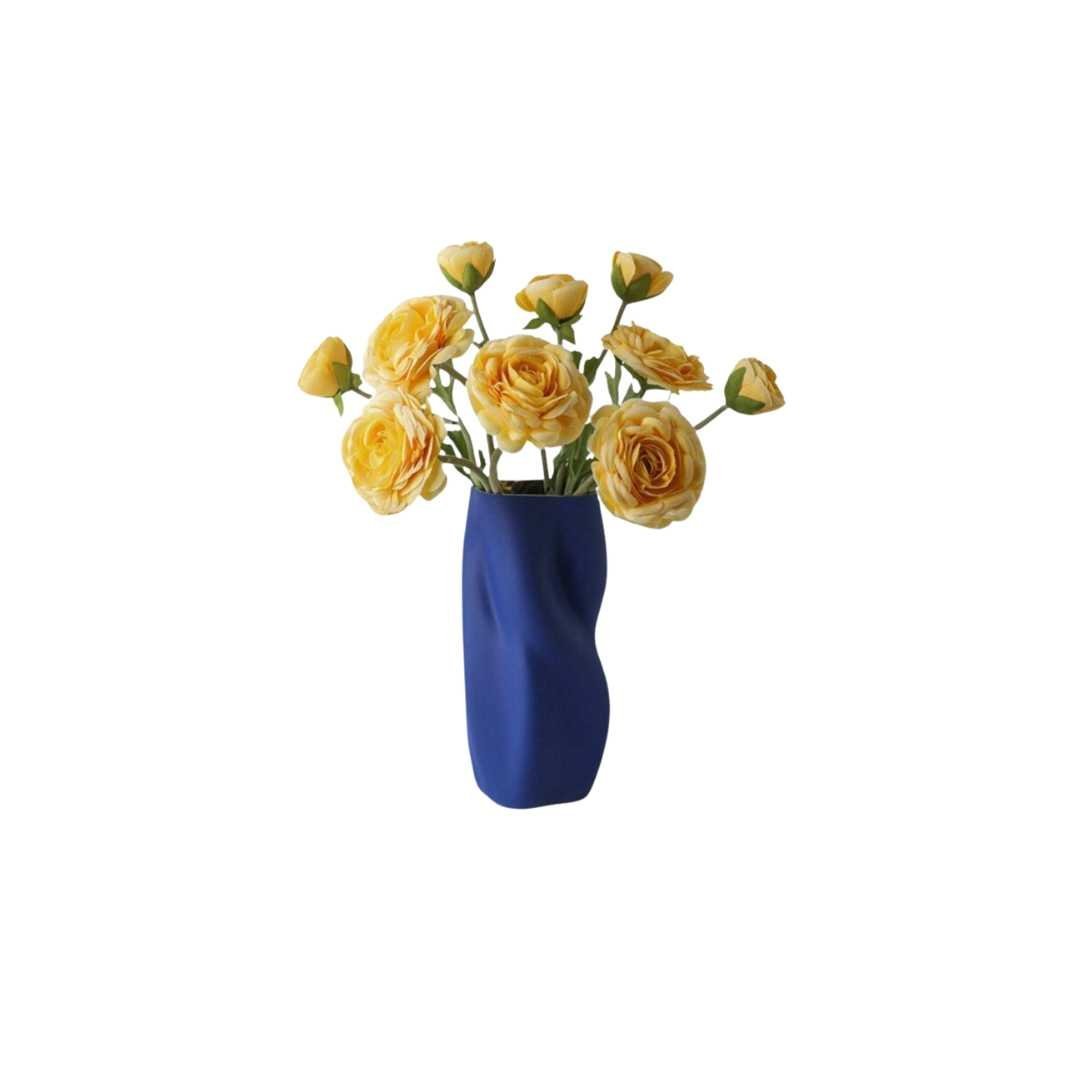 Hom & Ember – Elegant Twisted Ceramic Vase for Stylish Living Spaces, Embracing Contemporary Sophistication - Hom & Ember