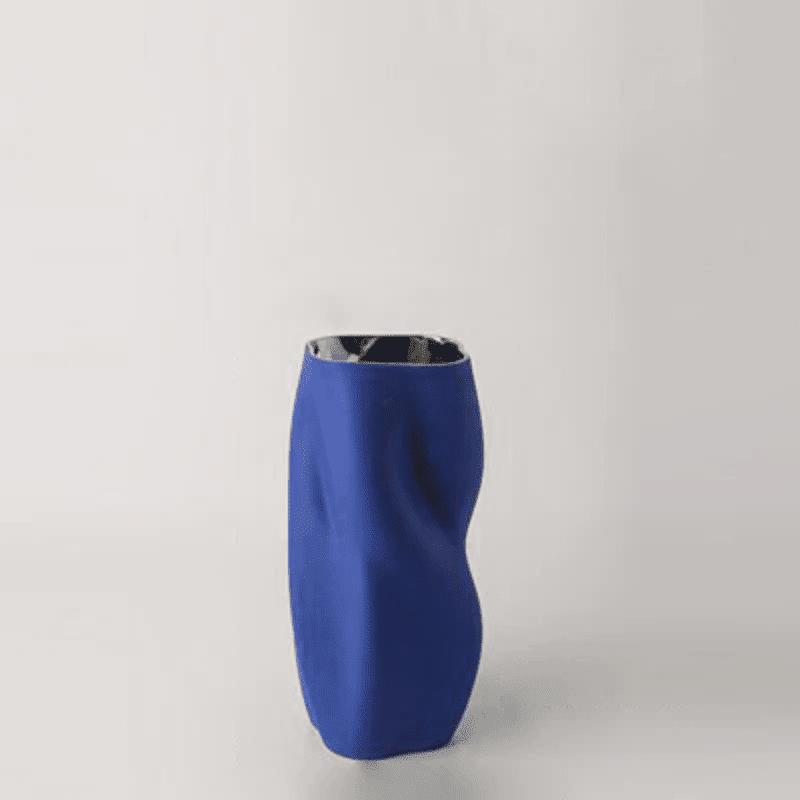 Hom & Ember – Elegant Twisted Ceramic Vase for Stylish Living Spaces, Embracing Contemporary Sophistication - Hom & Ember