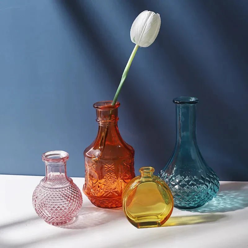 Hom & Ember – Elegant Vintage Glass Flower Vase for a Stylish and Aesthetic Display - Hom & Ember