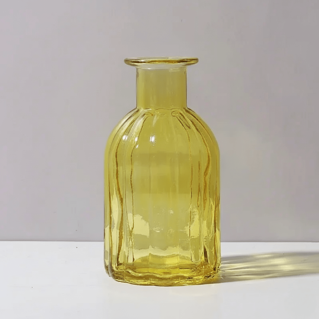 Hom & Ember – Elegant Vintage Glass Flower Vase for a Stylish and Aesthetic Display - Hom & Ember