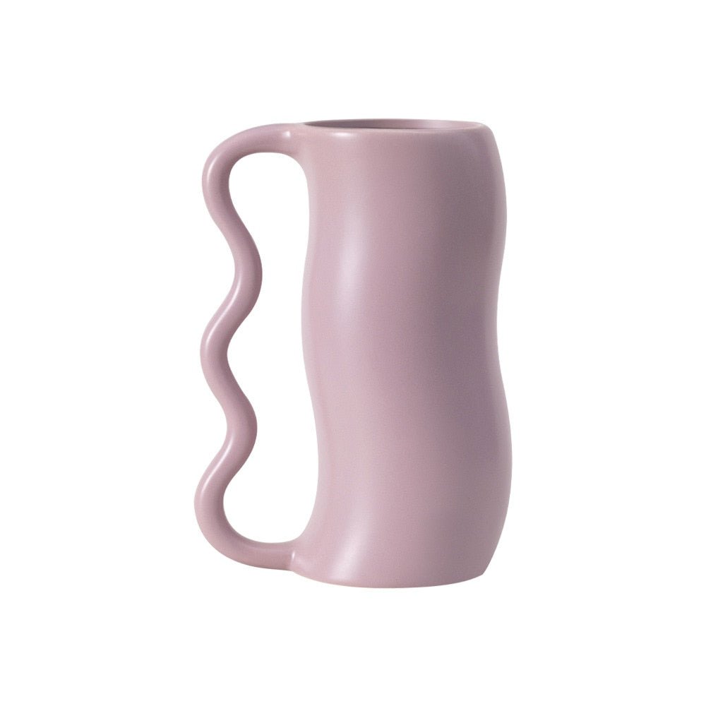 Hom & Ember – Elegant Wavy Ceramic Vase in Soft Pastel Hues for a Serene Ambiance - Hom & Ember