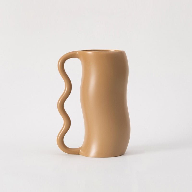 Hom & Ember – Elegant Wavy Ceramic Vase in Soft Pastel Hues for a Serene Ambiance - Hom & Ember