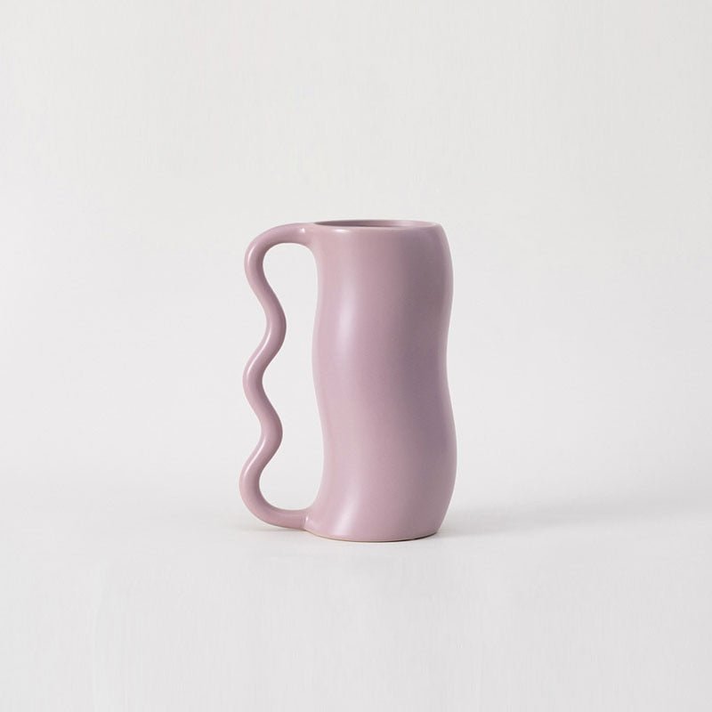 Hom & Ember – Elegant Wavy Ceramic Vase in Soft Pastel Hues for a Serene Ambiance - Hom & Ember