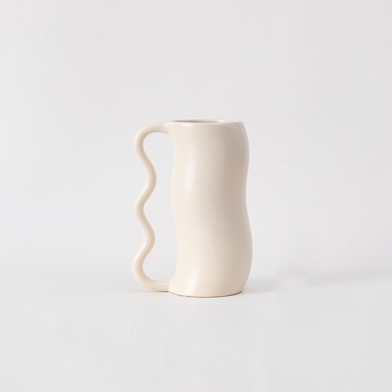 Hom & Ember – Elegant Wavy Ceramic Vase in Soft Pastel Hues for a Serene Ambiance - Hom & Ember