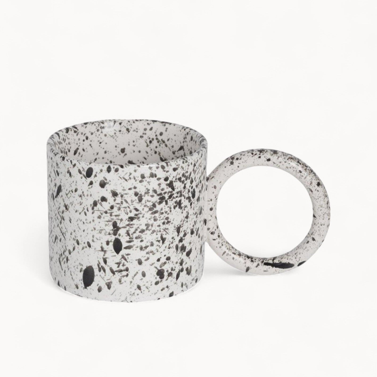 Hom & Ember – Exquisite Ceramic Mug in Soft Glazed Finish for a Timeless Elegance - Hom & Ember