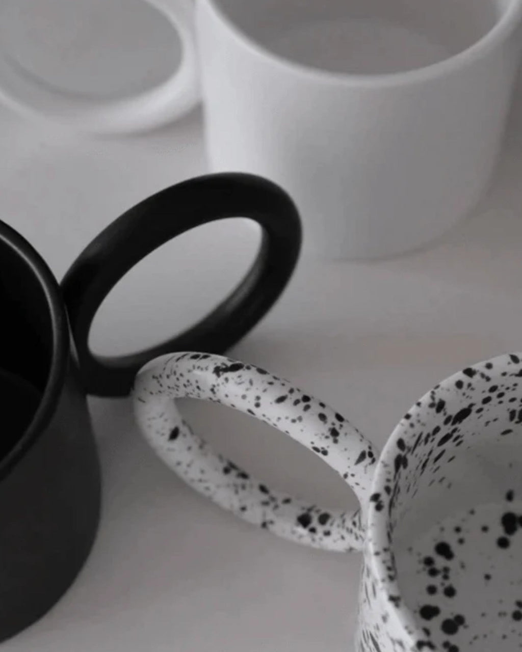 Hom & Ember – Exquisite Ceramic Mug in Soft Glazed Finish for a Timeless Elegance - Hom & Ember