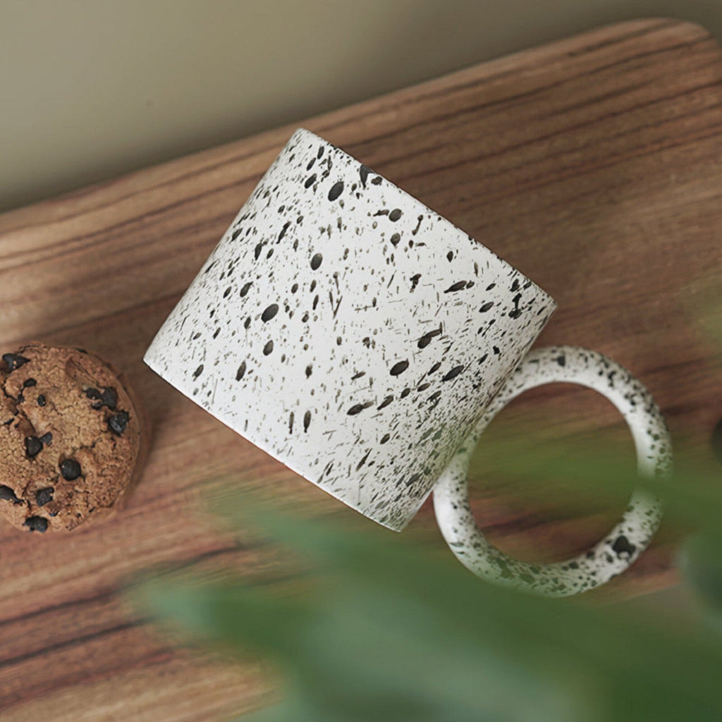 Hom & Ember – Exquisite Ceramic Mug in Soft Glazed Finish for a Timeless Elegance - Hom & Ember