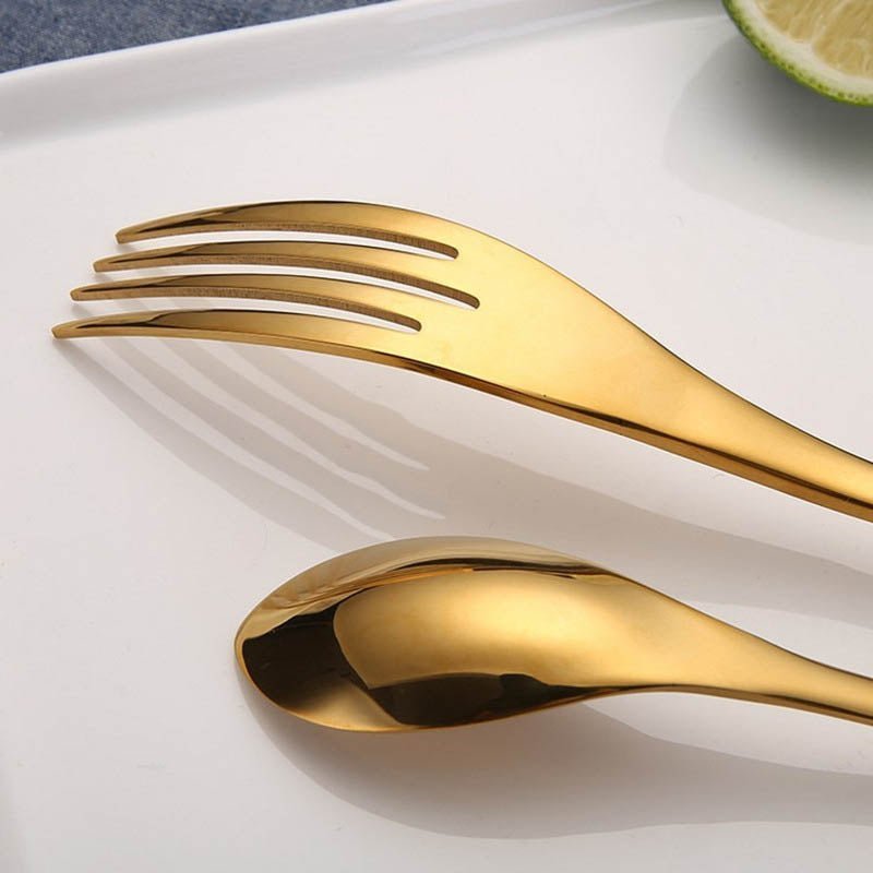Hom & Ember – Exquisite Gold - Plated Cutlery Set for a Refined Elegance and Sophisticated Dining Experiences - Hom & Ember