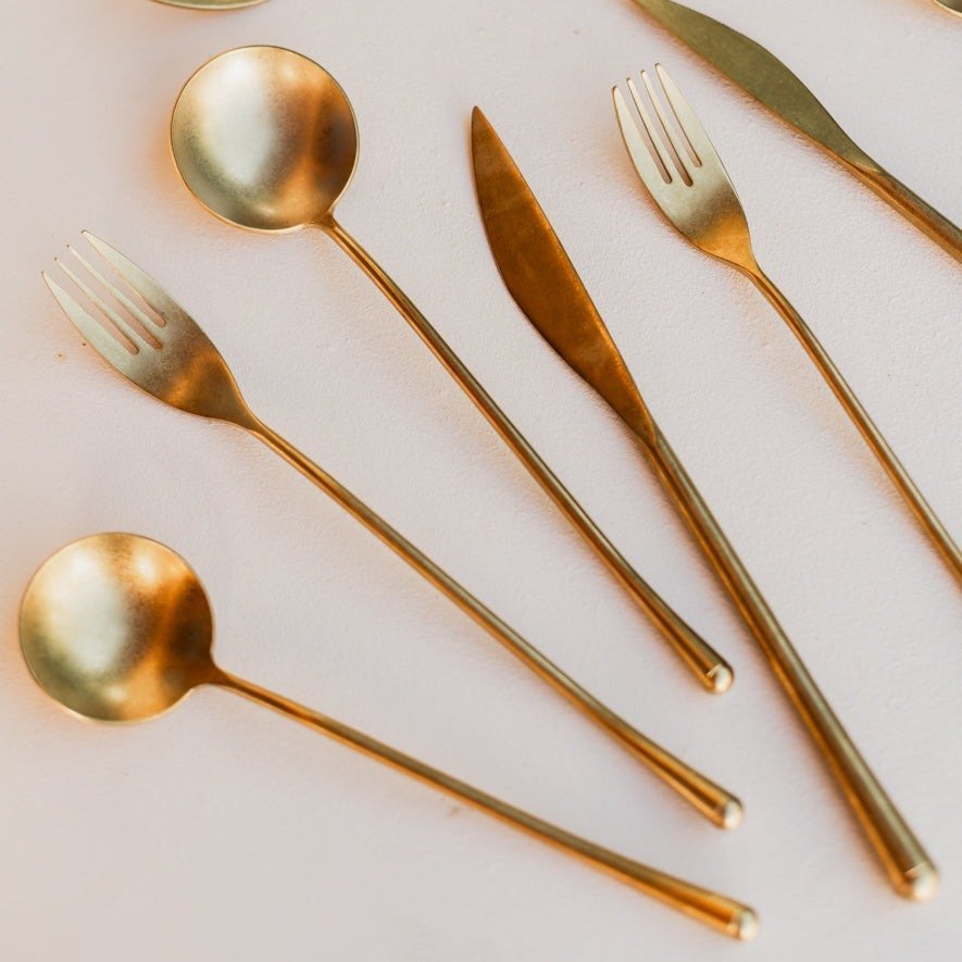 Hom & Ember – Exquisite Golden Cutlery Set for Stylish Dining and Elegant Table Setting - Hom & Ember
