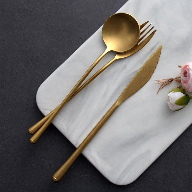 Hom & Ember – Exquisite Golden Cutlery Set for Stylish Dining and Elegant Table Setting - Hom & Ember