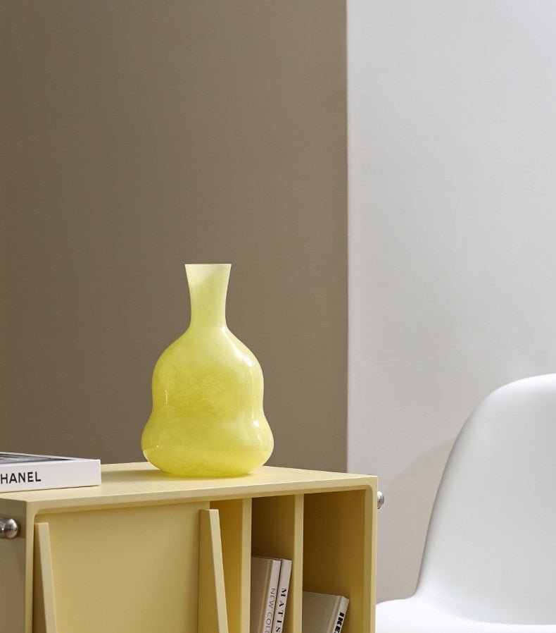Hom & Ember – Exquisite Murano Glass Vase for a Touch of Luxury with Timeless Charm - Hom & Ember