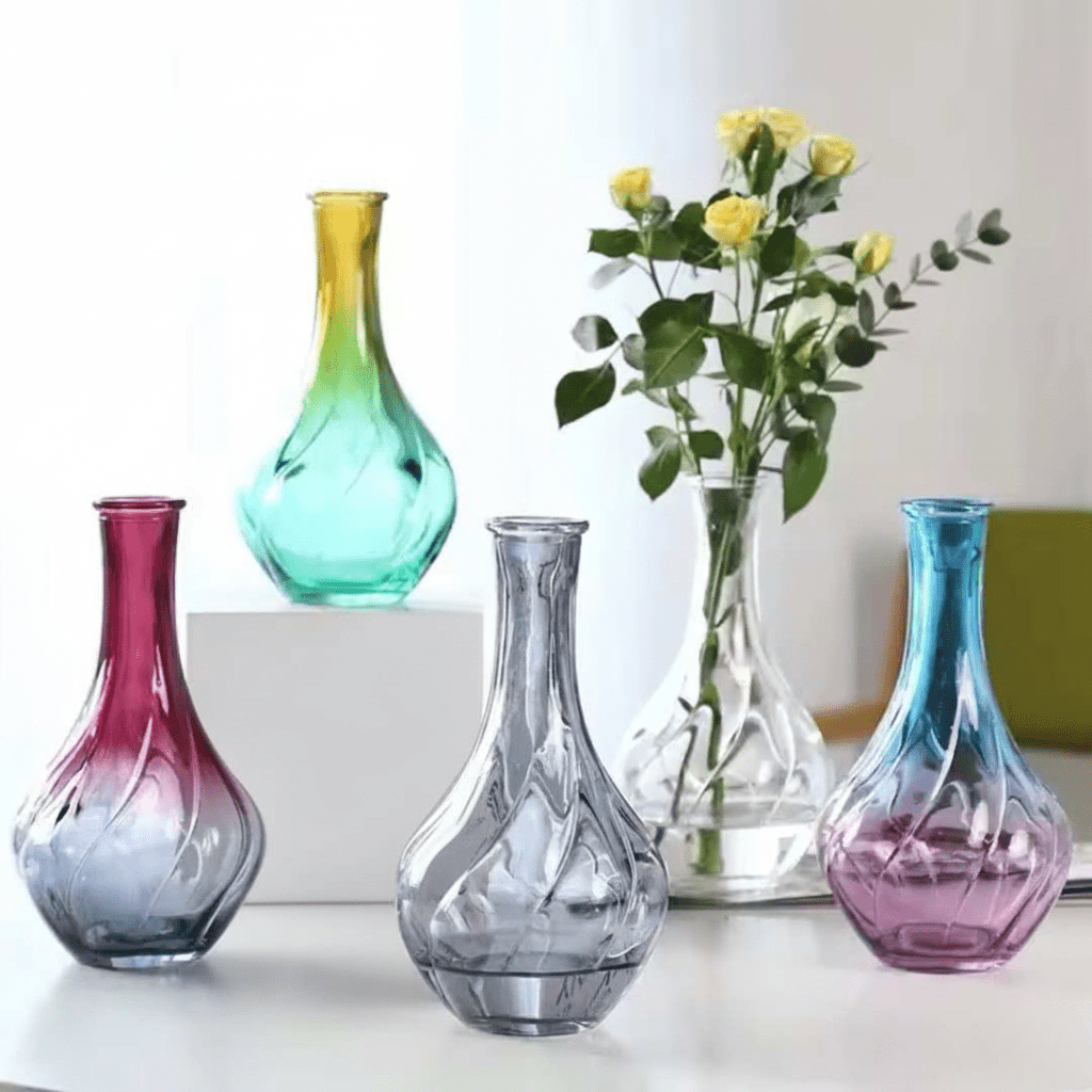 Hom & Ember – Exquisite Scandinavian - Inspired Glass Vase for Elegant Interiors with Timeless Charm - Hom & Ember