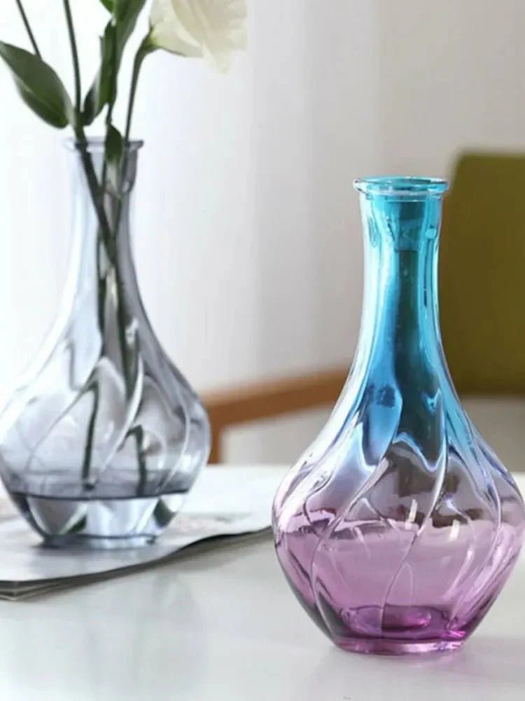 Hom & Ember – Exquisite Scandinavian - Inspired Glass Vase for Elegant Interiors with Timeless Charm - Hom & Ember