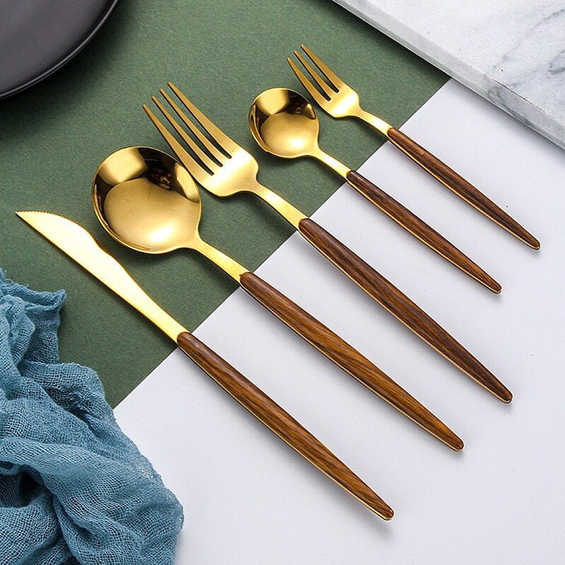 Hom & Ember – Exquisite Timber Cutlery Ensemble for a Refined Dining Experience - Hom & Ember