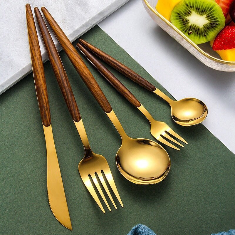 Hom & Ember – Exquisite Timber Cutlery Ensemble for a Refined Dining Experience - Hom & Ember