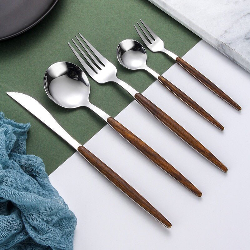 Hom & Ember – Exquisite Timber Cutlery Ensemble for a Refined Dining Experience - Hom & Ember