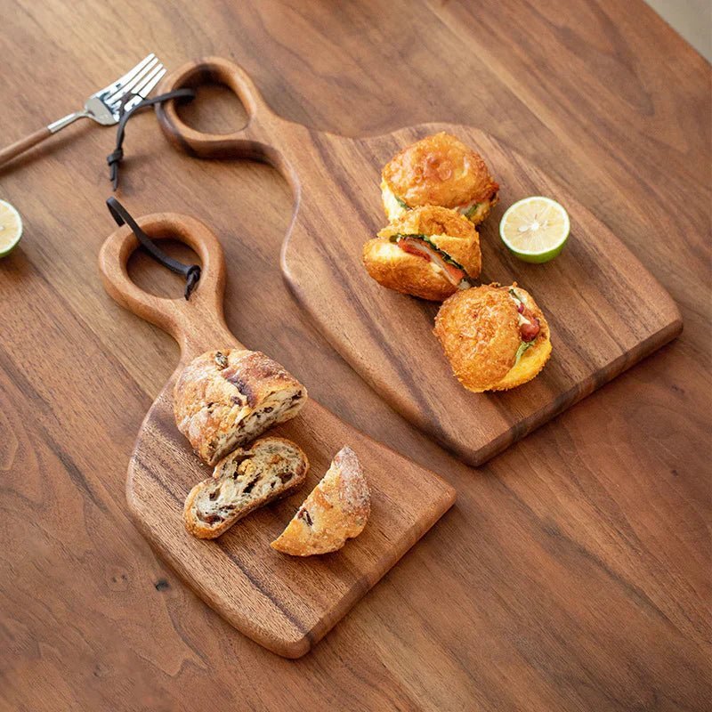 Hom & Ember – Exquisite Walnut Chopping Board for Culinary Elegance - Hom & Ember