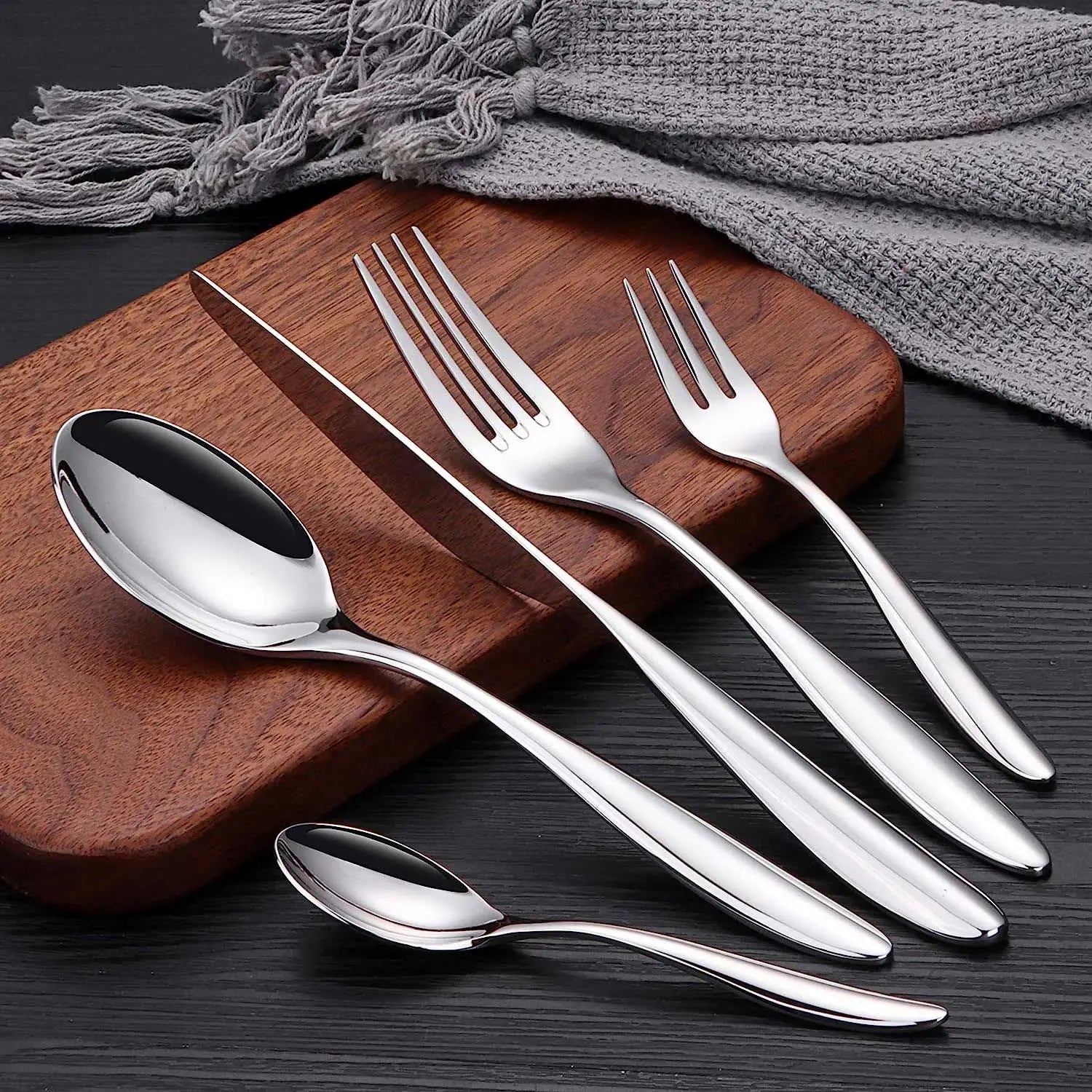 Hom & Ember – Flatware Set - Hom & Ember