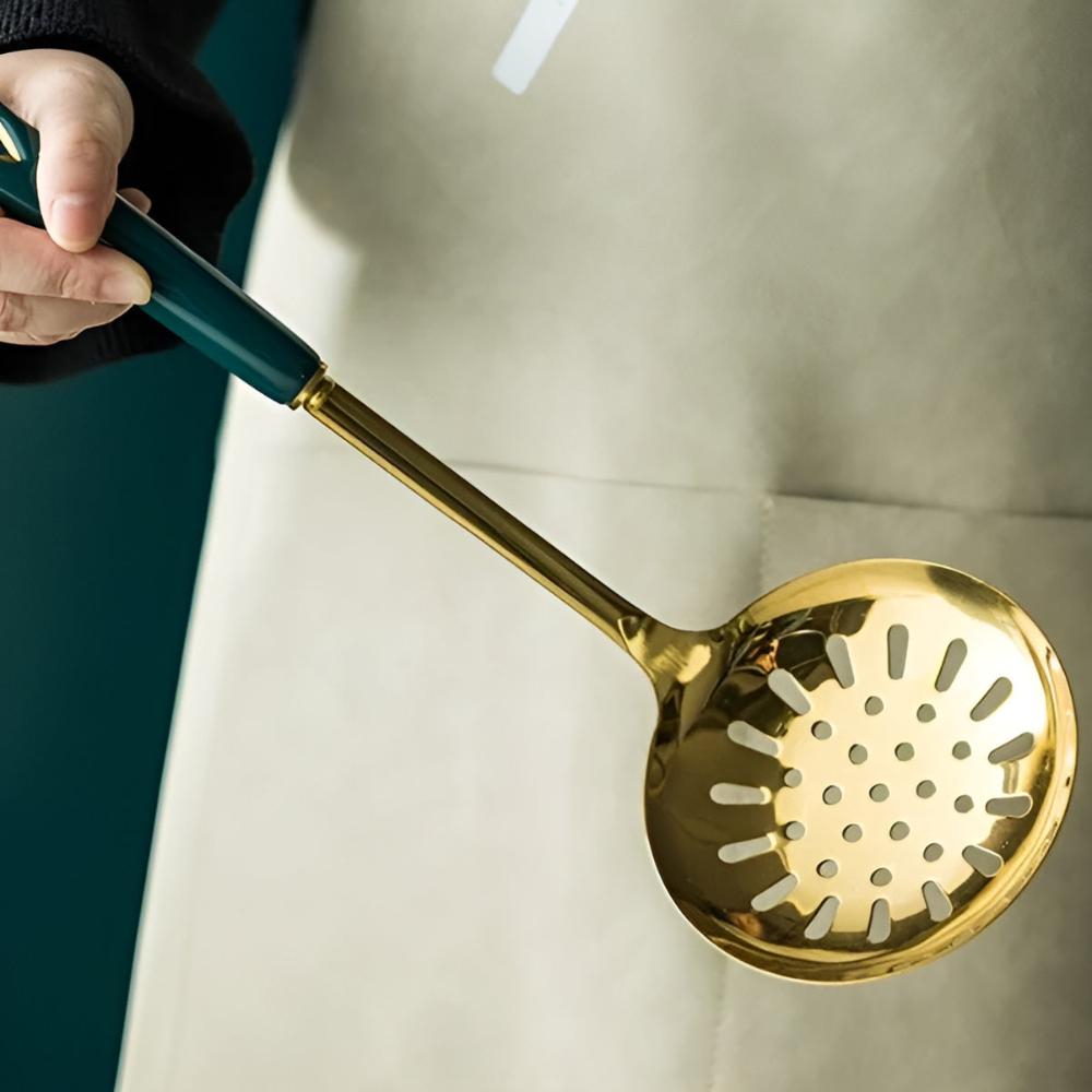 Hom & Ember – Golden Stainless Steel Utensil Set for a Luxurious Kitchen Experience - Hom & Ember