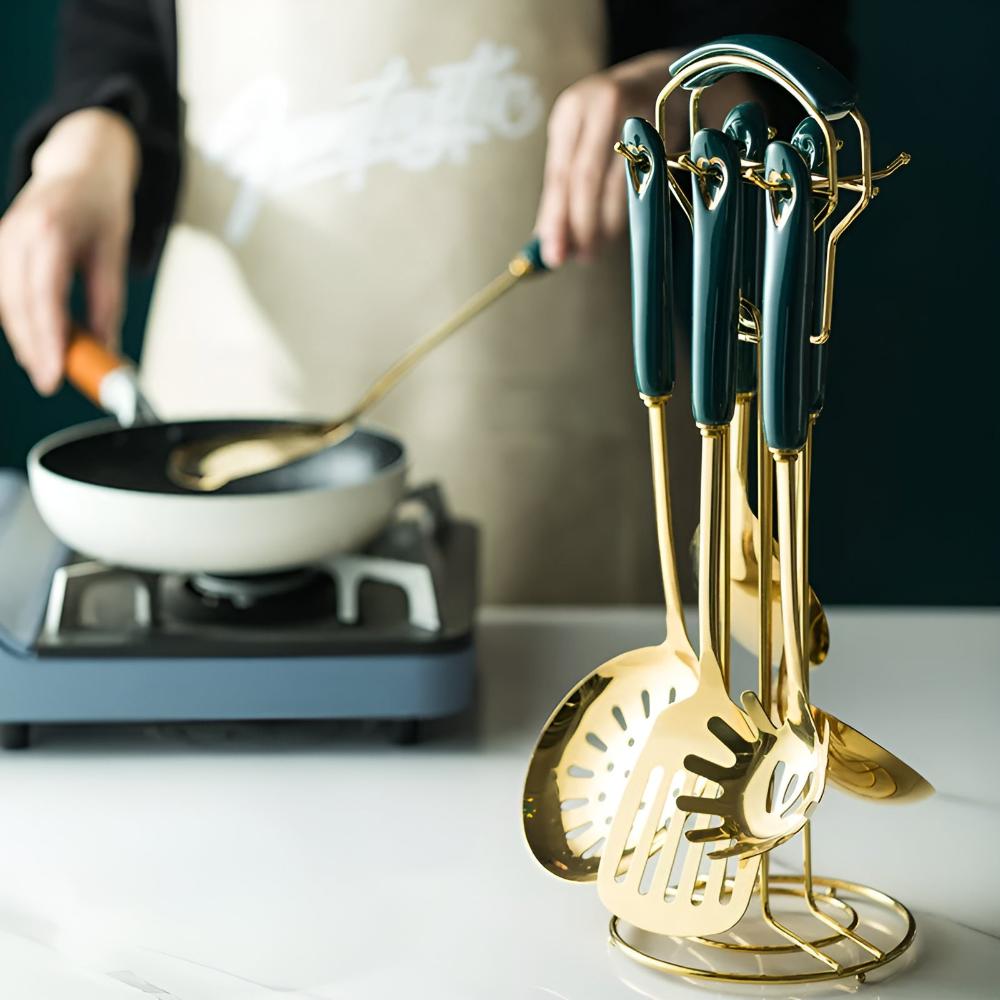 Hom & Ember – Golden Stainless Steel Utensil Set for a Luxurious Kitchen Experience - Hom & Ember