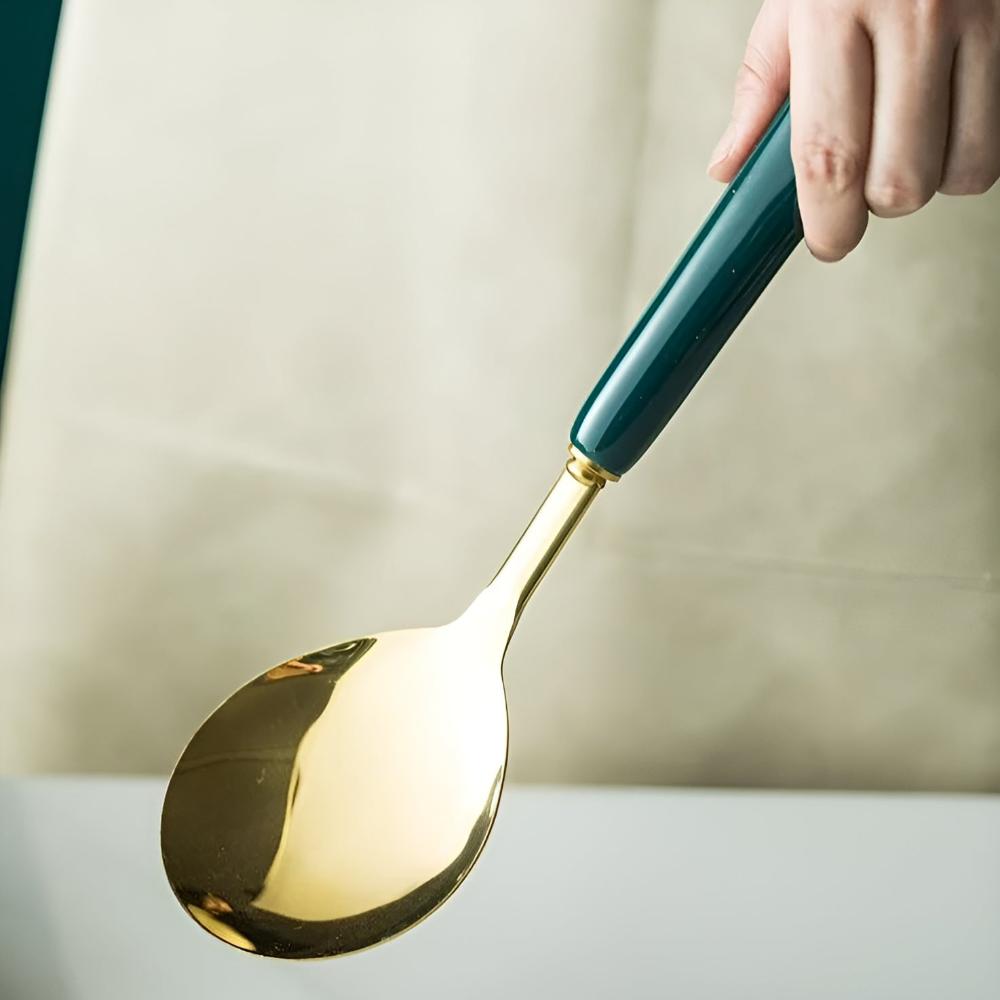 Hom & Ember – Golden Stainless Steel Utensil Set for a Luxurious Kitchen Experience - Hom & Ember