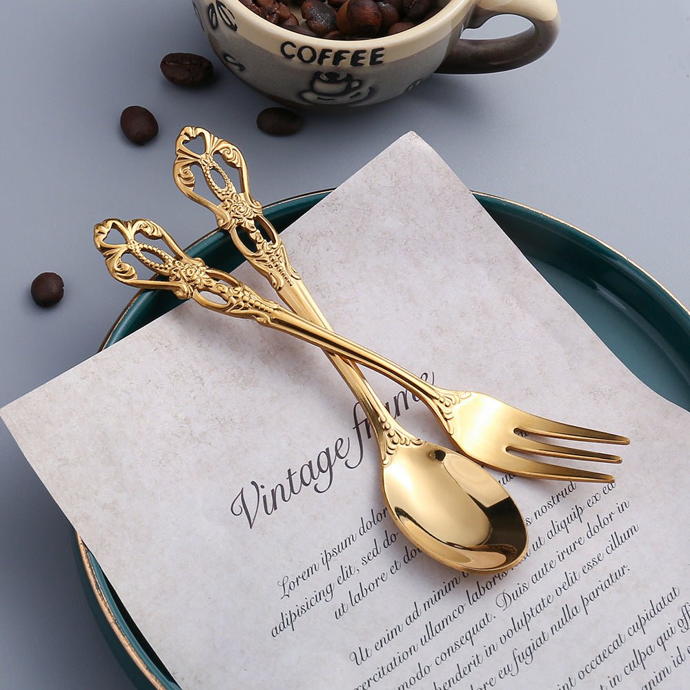 Hom & Ember – Intricately Carved Dessert Spoon Set for an Elegant Dining Experience - Hom & Ember