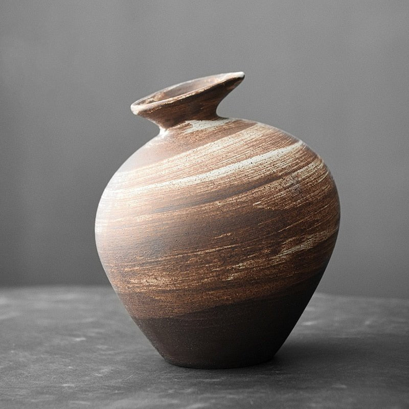 Hom & Ember – Japanese - Inspired Tabletop Vase - Hom & Ember