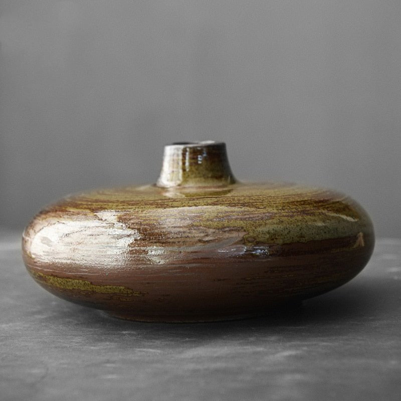 Hom & Ember – Japanese - Inspired Tabletop Vase - Hom & Ember