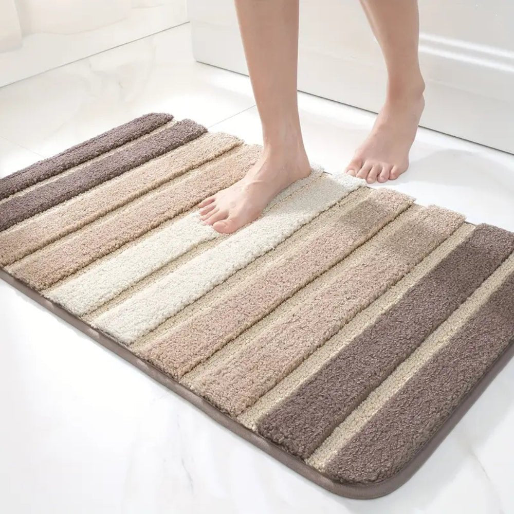 Hom & Ember – Luxurious Light Striped Bath Mat for a Stylish Bathroom Aesthetics with Serene Ambiance - Hom & Ember