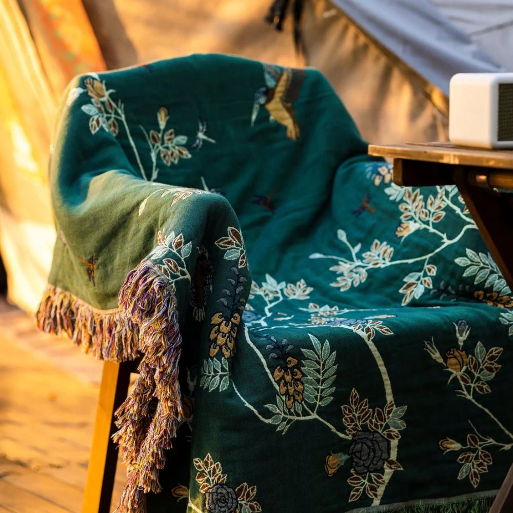 Hom & Ember – Luxurious Multi - Layer Cotton Throw for a Serene Ambiance and Timeless Elegance - Hom & Ember