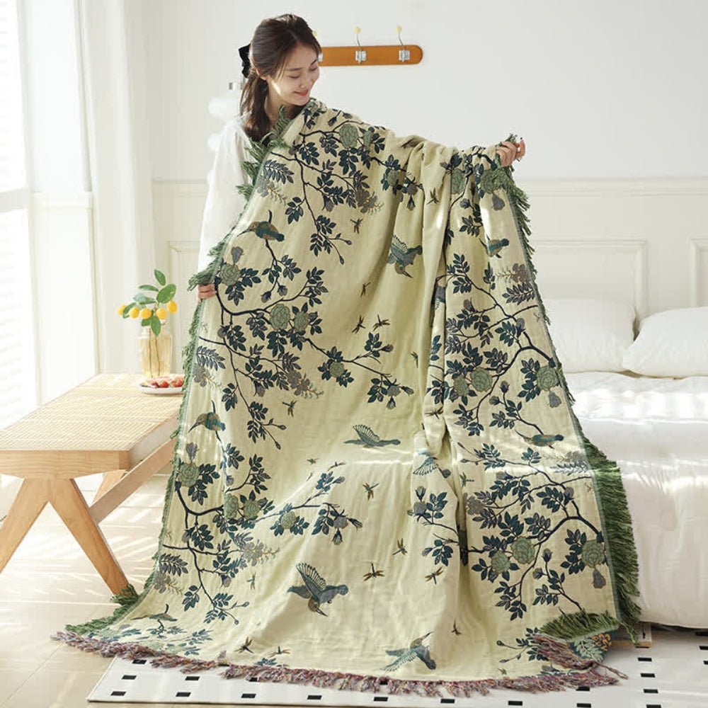 Hom & Ember – Luxurious Multi - Layer Cotton Throw for a Serene Ambiance and Timeless Elegance - Hom & Ember