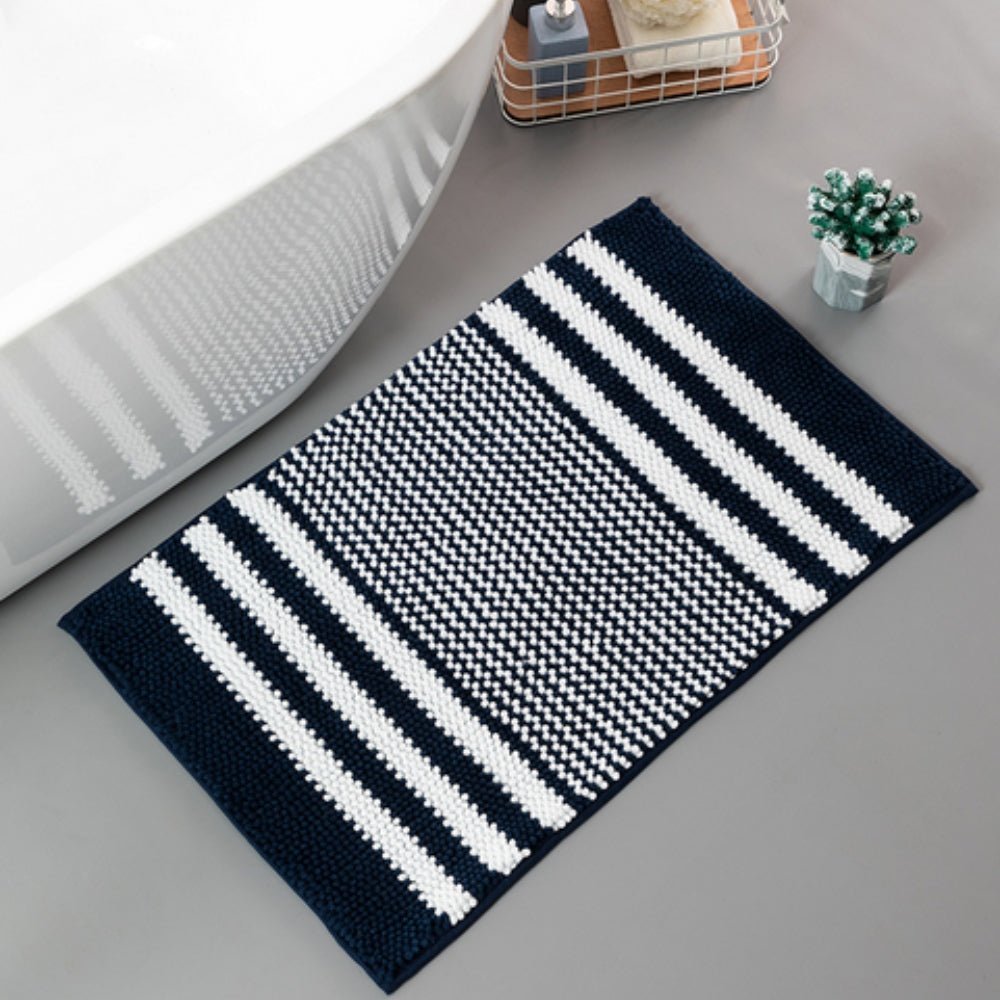 Hom & Ember – Luxurious Striped Chenille Bath Mat for Chic Interiors with Serene Elegance - Hom & Ember