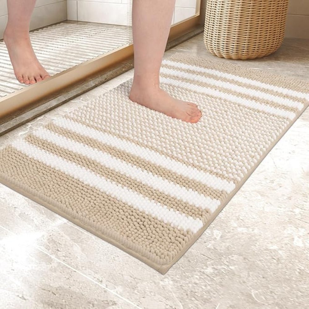 Hom & Ember – Luxurious Striped Chenille Bath Mat for Chic Interiors with Serene Elegance - Hom & Ember