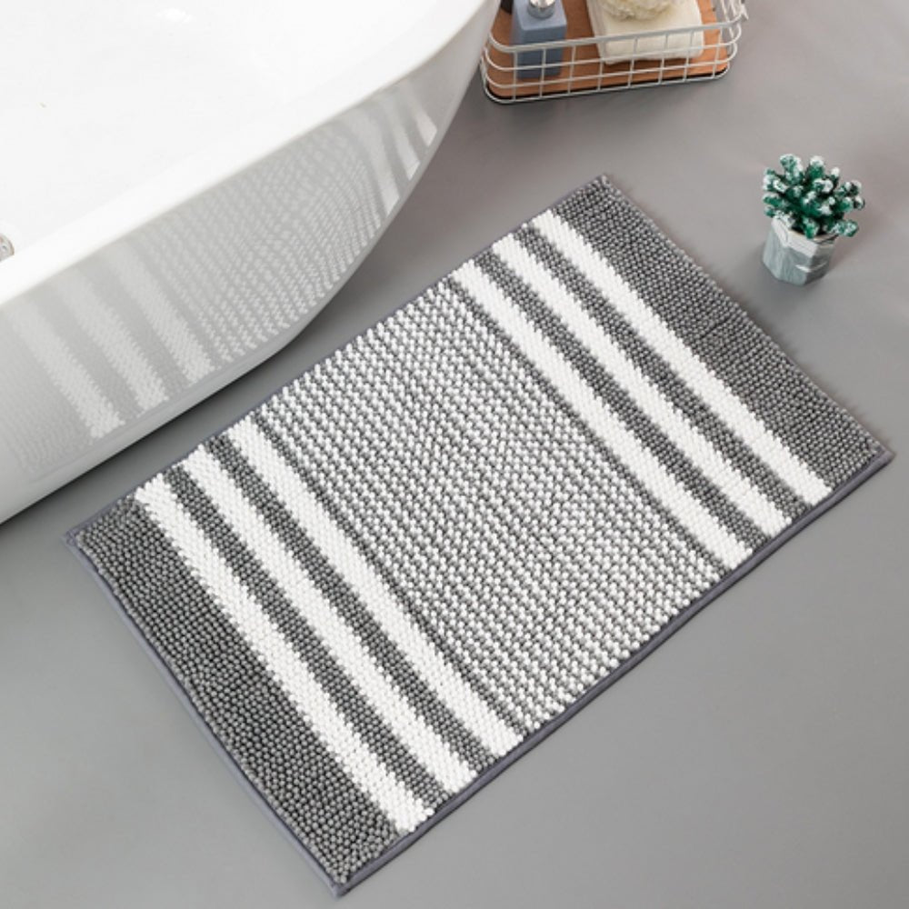 Hom & Ember – Luxurious Striped Chenille Bath Mat for Chic Interiors with Serene Elegance - Hom & Ember