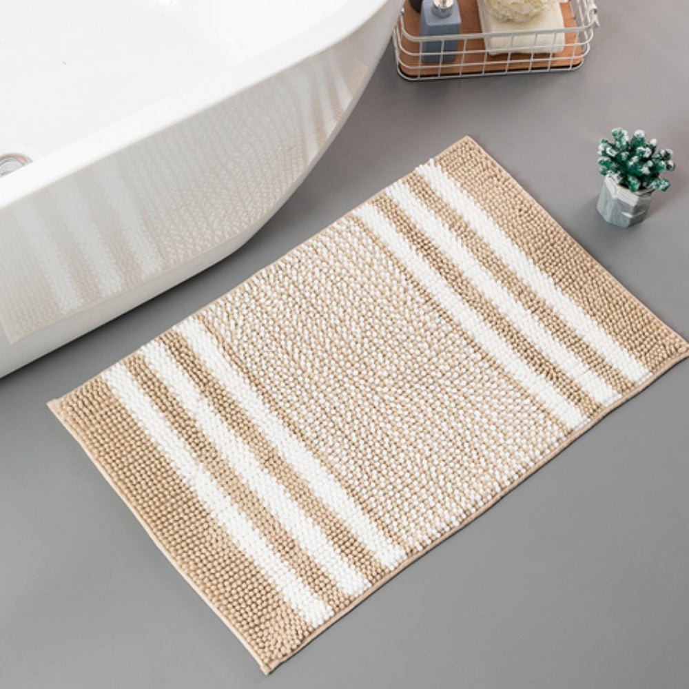 Hom & Ember – Luxurious Striped Chenille Bath Mat for Chic Interiors with Serene Elegance - Hom & Ember