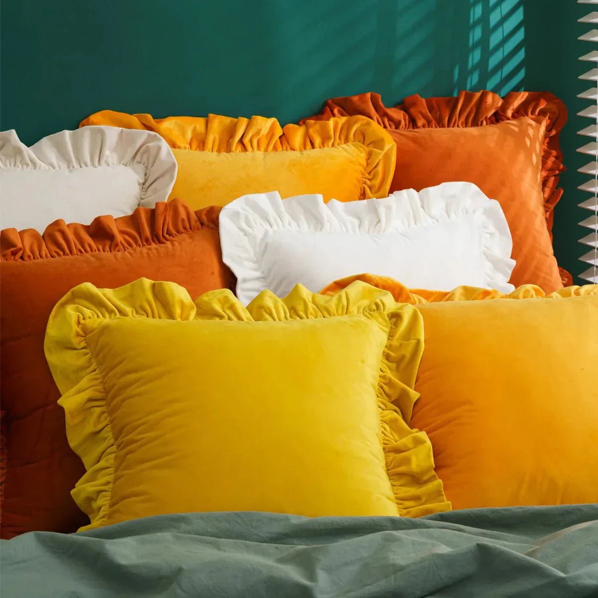 Hom & Ember – Luxurious Velvet Cushion Covers in Elegant Ruffles Perfect for a Stylish Retreat - Hom & Ember