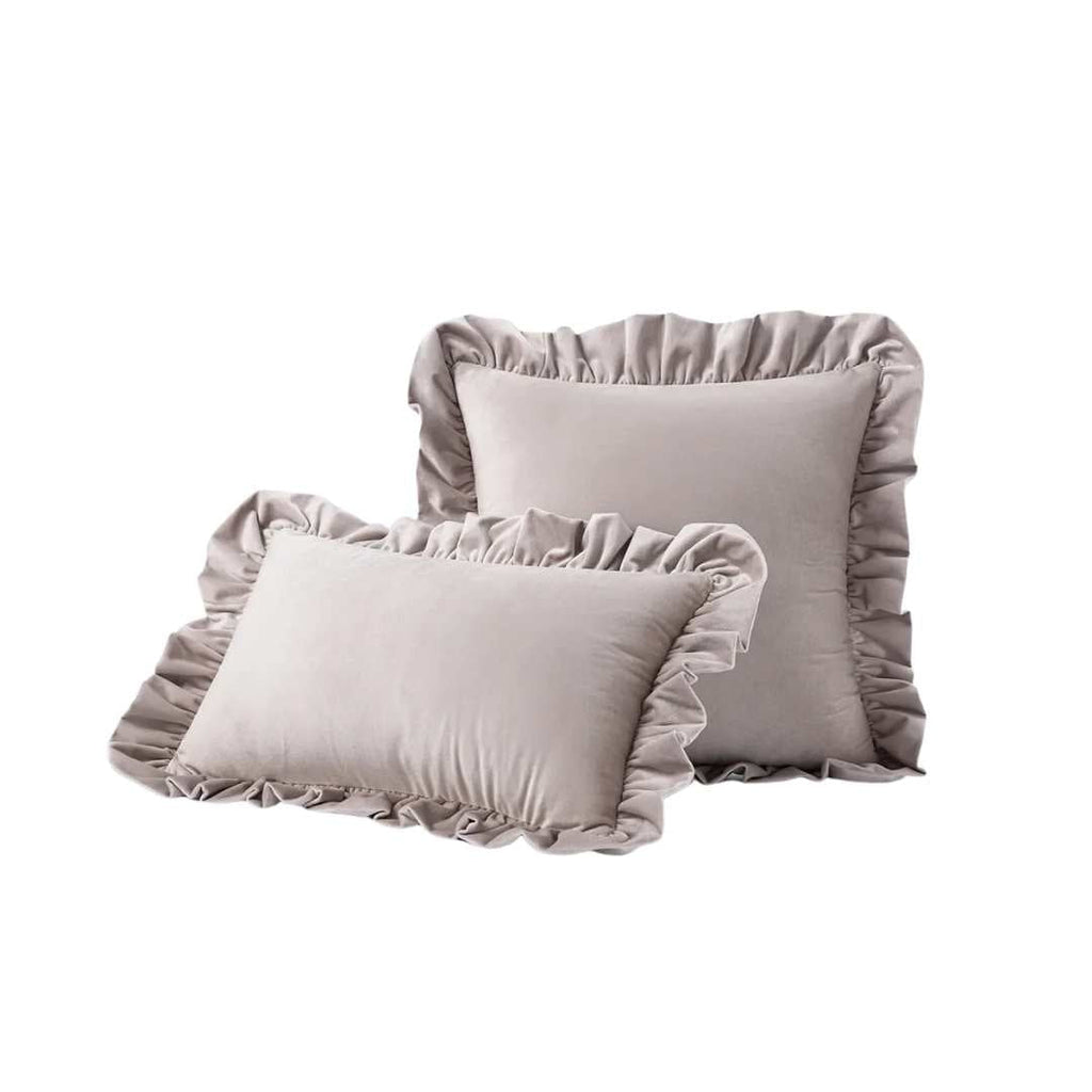 Hom & Ember – Luxurious Velvet Cushion Covers in Elegant Ruffles Perfect for a Stylish Retreat - Hom & Ember