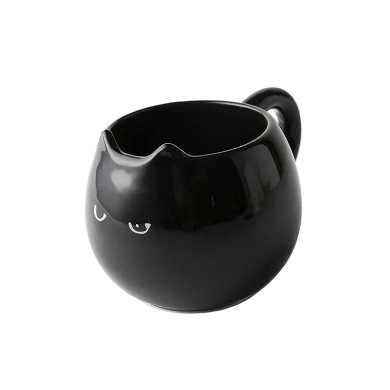 Hom & Ember – Midnight Cat Ceramic Mug for Cozy Evenings - Hom & Ember