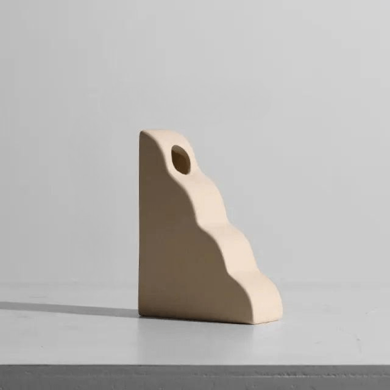 Hom & Ember – Minimalist Ceramic Vase - Hom & Ember